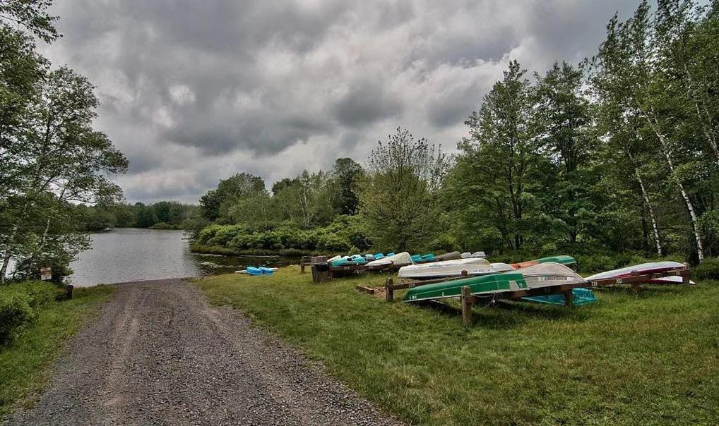 Lakehouse *Hottub*Jacuzzi*Firepit*Bbq*Pool Long Pond Eksteriør billede